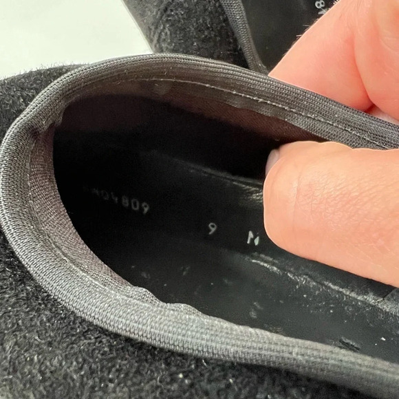 Stuart Weitzman Size 9 Sueded Black Slip on Heeled Bootie - Picture 6 of 6